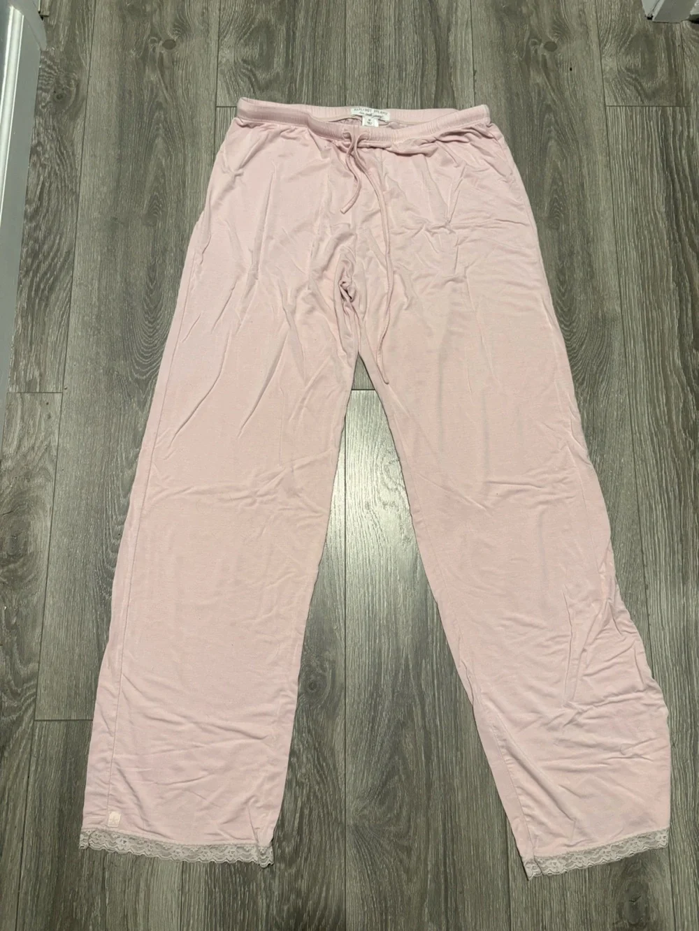 Barefoot Dreams Light Pink Lace-Trim Pajama Set - Picture 2 of 4
